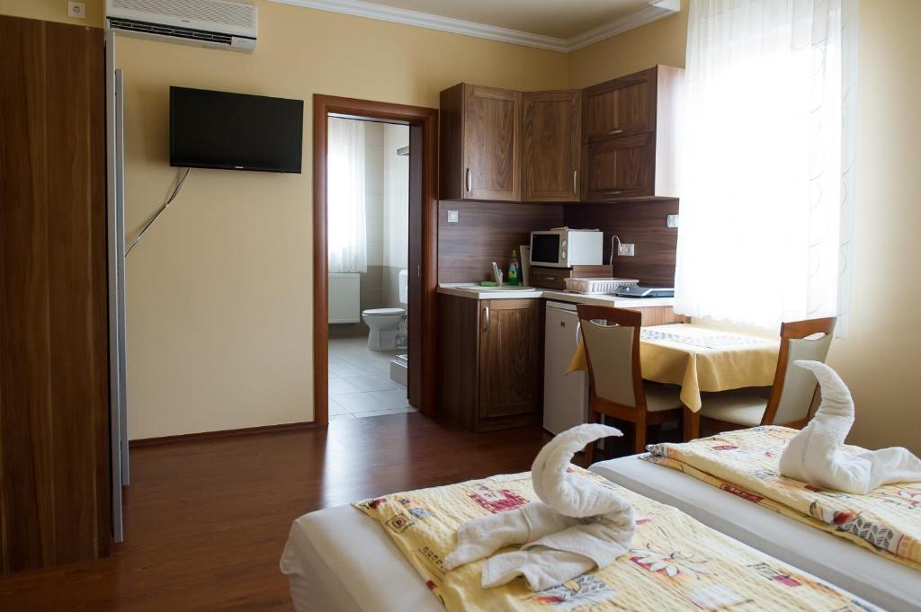 Aura Apartman Hajduszoboszlo Bilik gambar